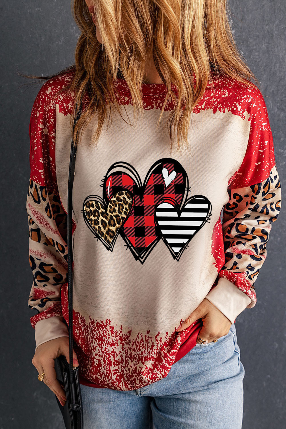 Three Heart Leopard Round Neck Sweatshirt