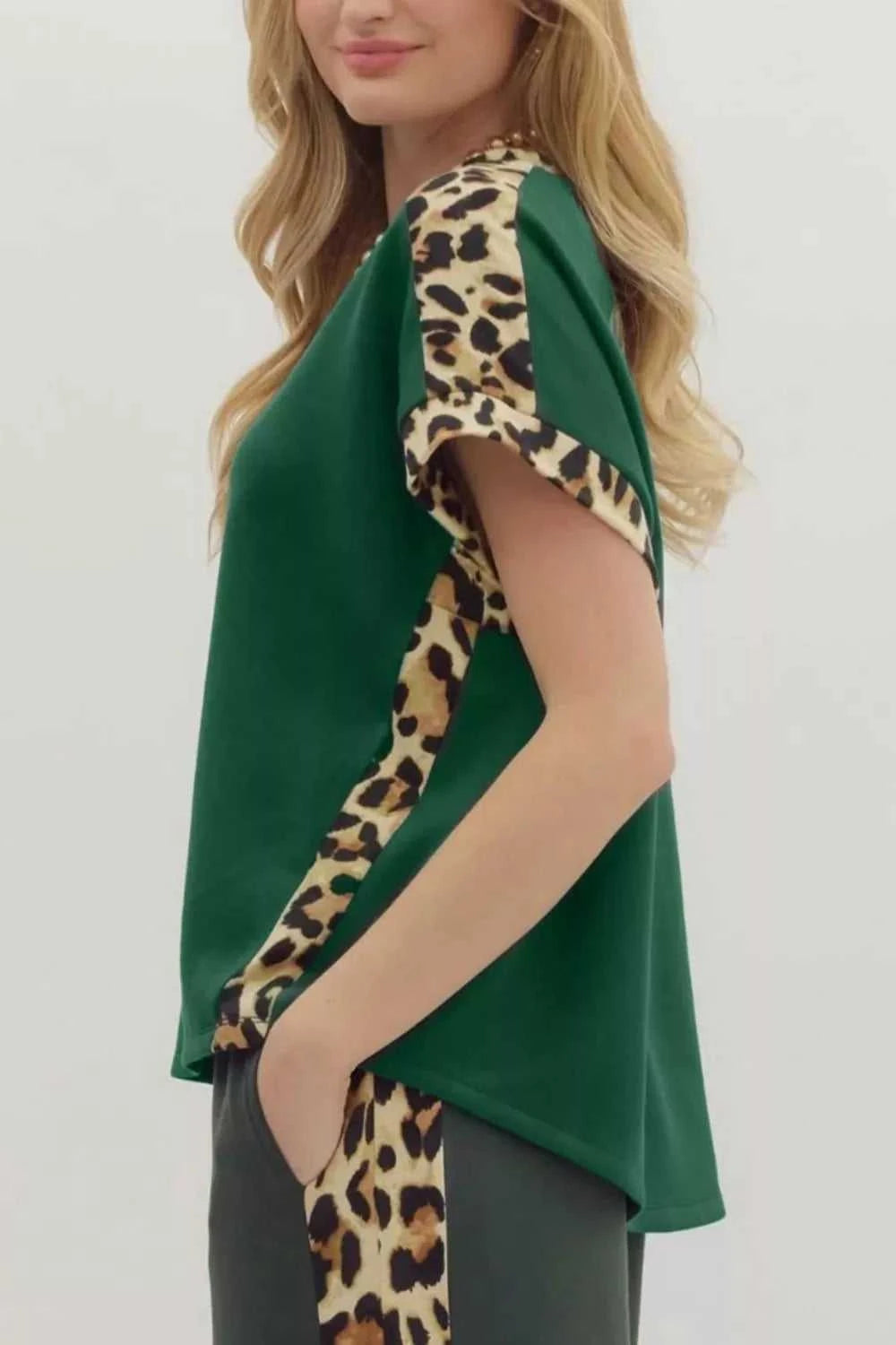 Leopard Trim Short Sleeve Relaxed Fit T-Shirt 100100328021512 27 Affordable Fashion Under $100 Jerry's Apparel 