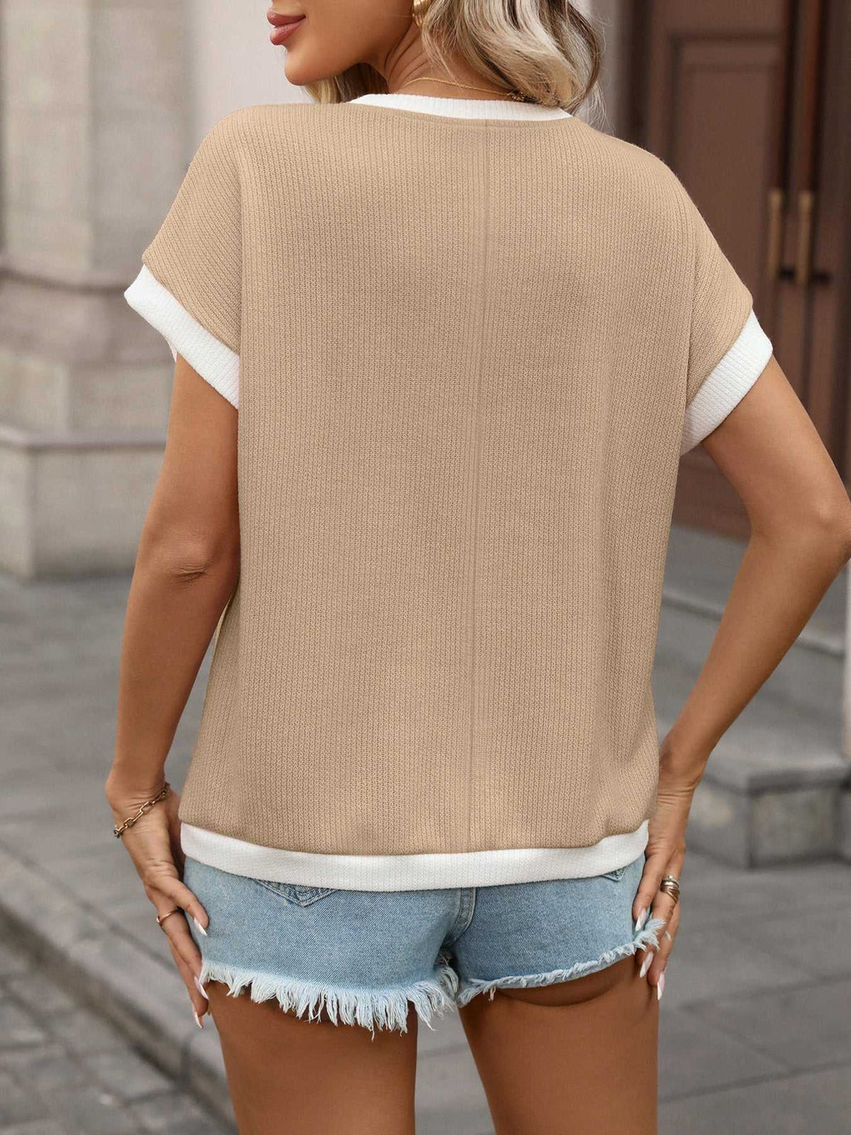 Contrast Trim Short Sleeve T-Shirt 100100724336043 33 Affordable Fashion Under $100 Jerry's Apparel 