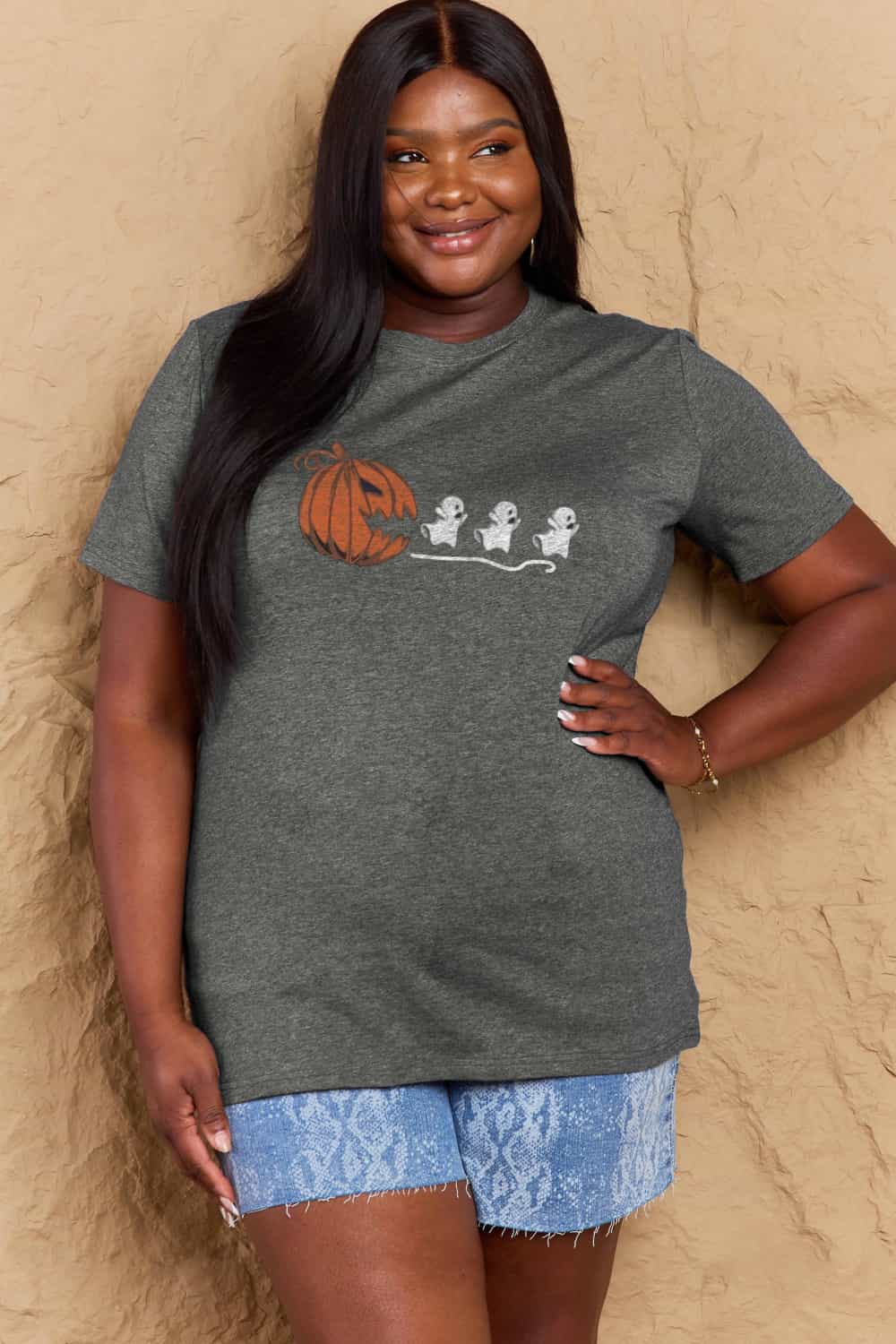 Full Size Jack-O'-Lantern Graphic Cotton T-Shirt