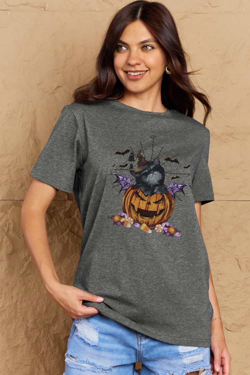 Full Size Jack-O'-Lantern Graphic T-Shirt