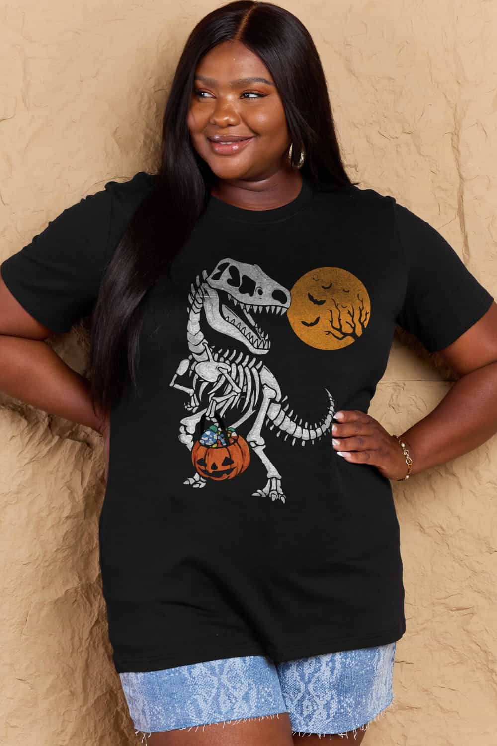 Full Size Dinosaur Skeleton Graphic Cotton T-Shirt