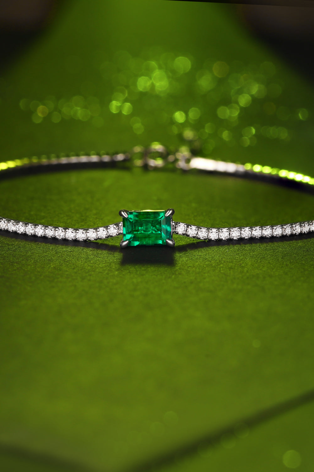 Baeful 1 Carat Lab-Grown Emerald Bracelet