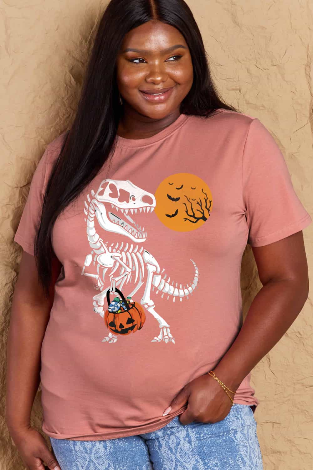 Full Size Dinosaur Skeleton Graphic Cotton T-Shirt