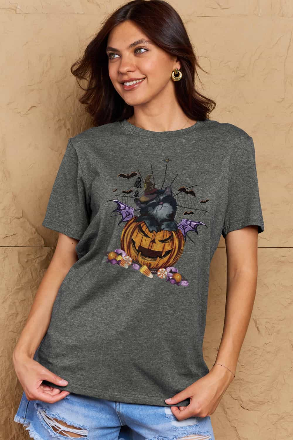 Full Size Jack-O'-Lantern Graphic T-Shirt