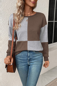 Textured Color Block Round Neck Sweatshirt