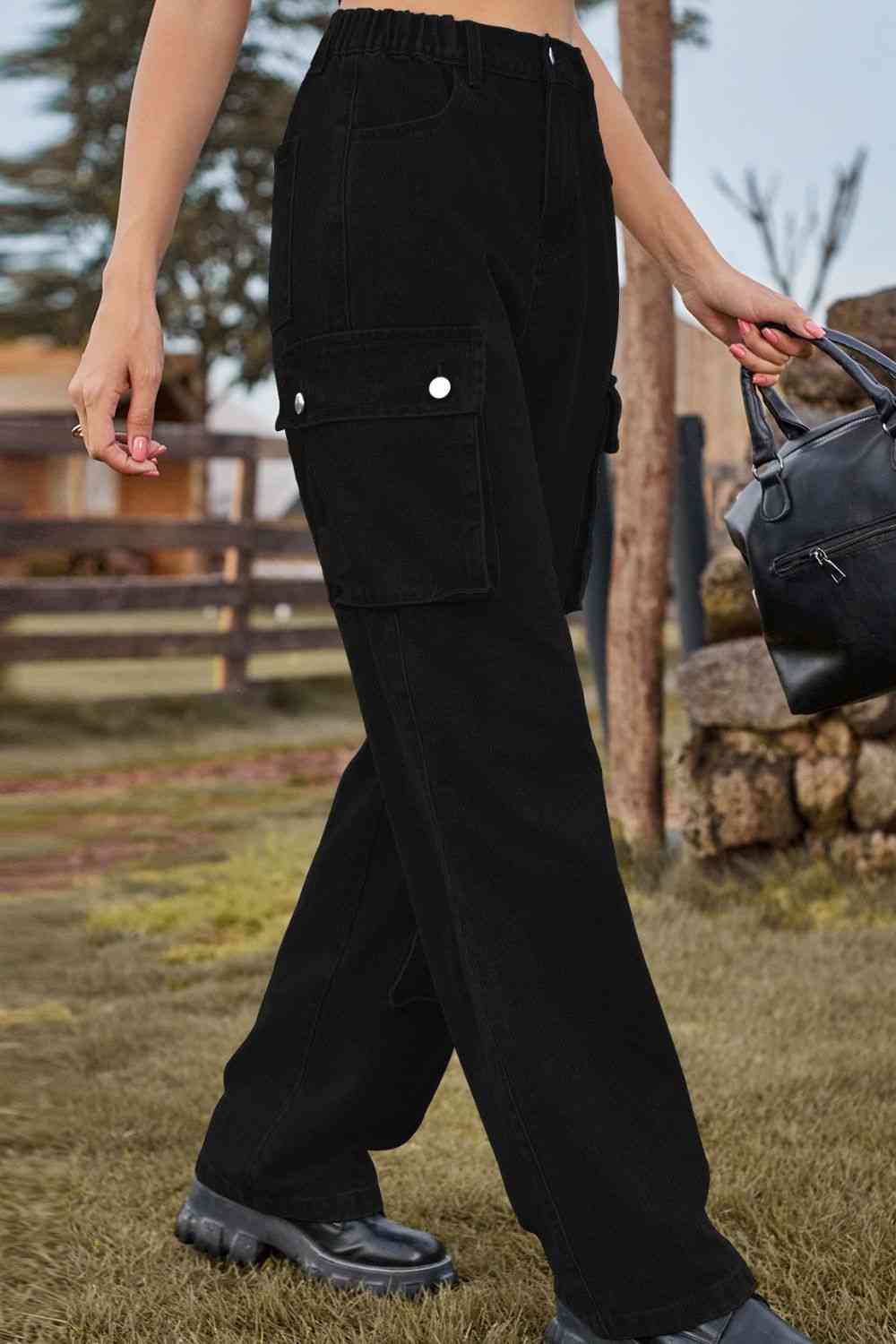 Loose Fit Long Jeans with Two Leg Pockets