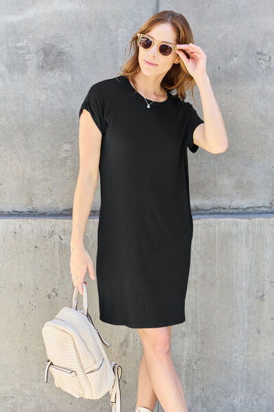 Full Size Round Neck Short Sleeve Dress with Pockets