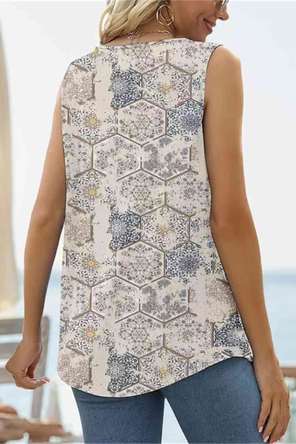 Printed Square Neck Curved Hem Tank