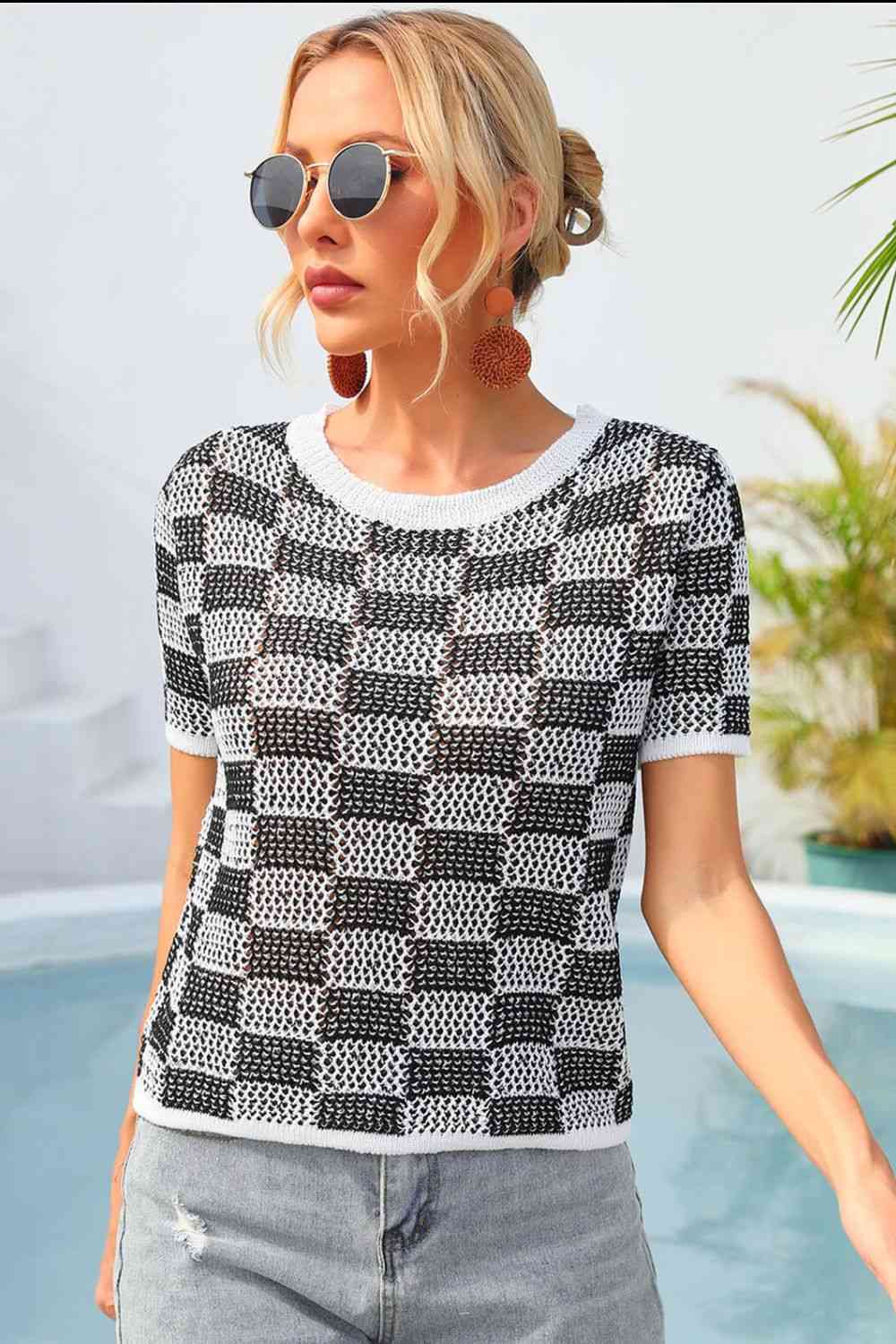 Checkered Short Sleeve Knit Top