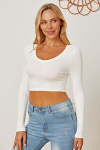 Round Neck Long Sleeve Cropped T-Shirt