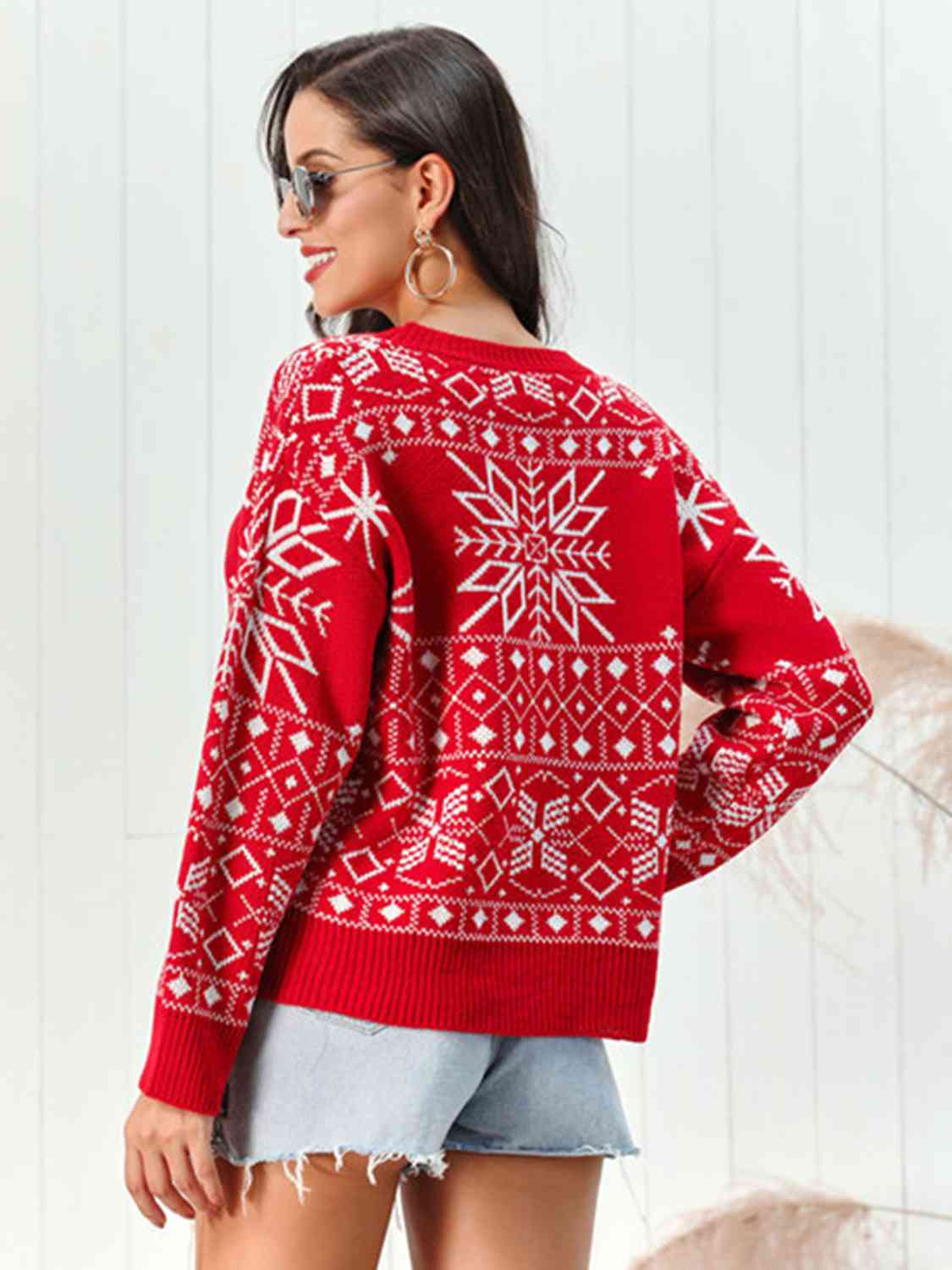 Snowflake Pattern Round Neck Sweater Red