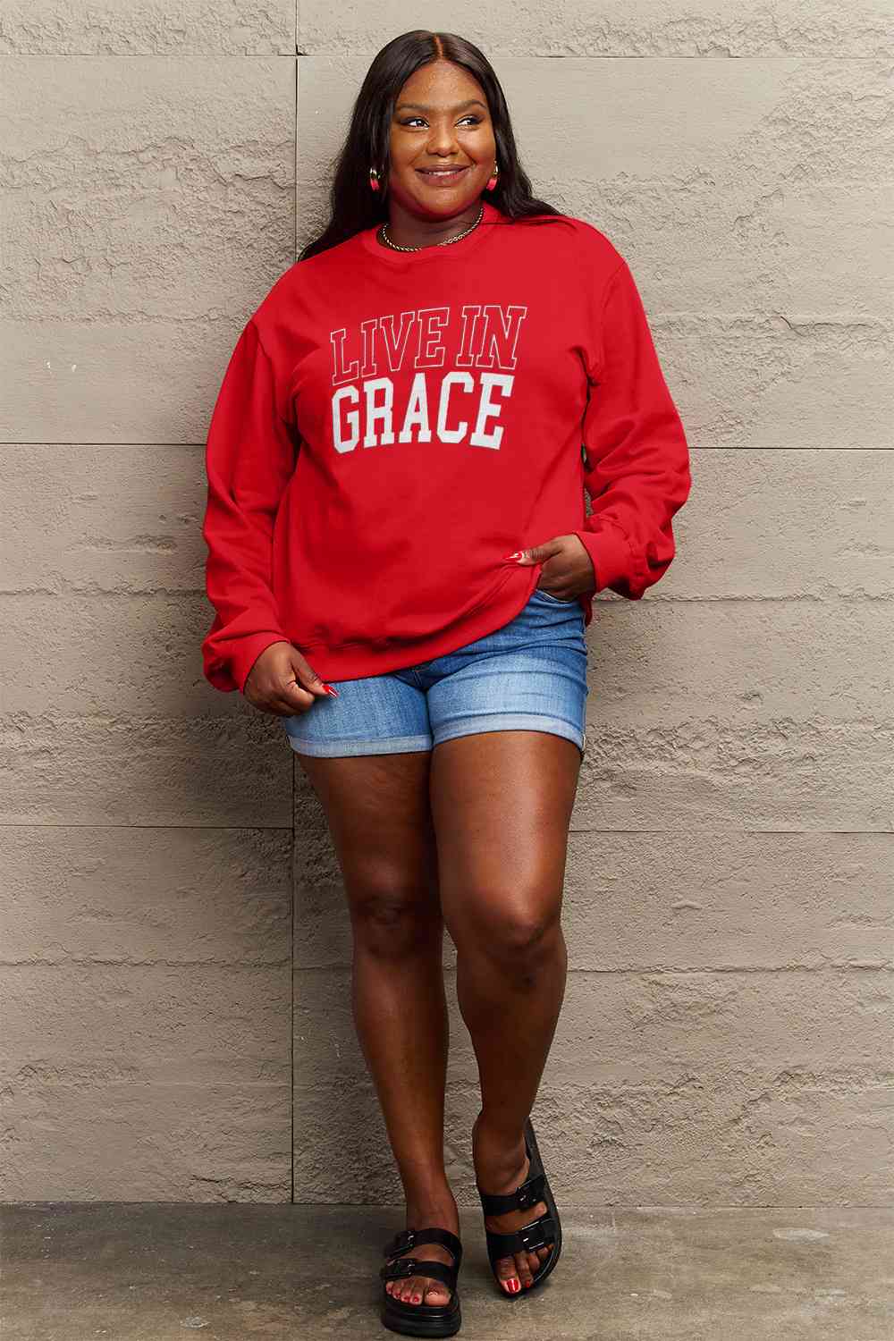 Full Size LIVE IN GRACE Graphic Sweatshirt