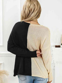 Two-Tone V-Neck Long Sleeve Knit Top