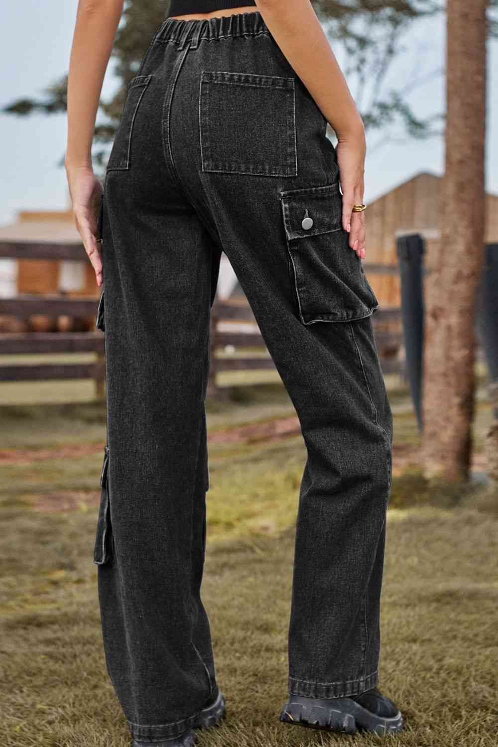 Loose Fit Long Jeans with Two Leg Pockets