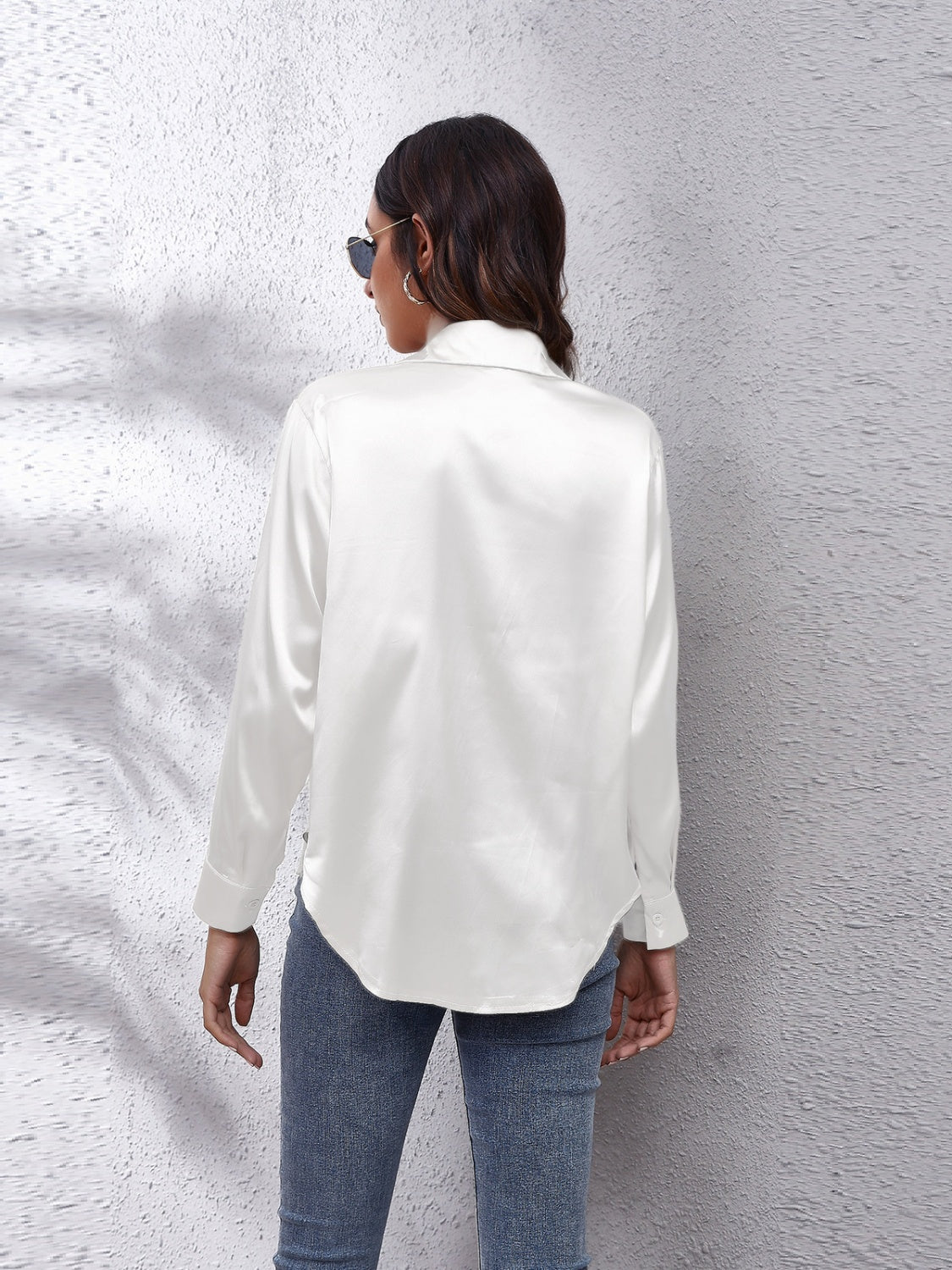 Collared Neck Buttoned Long Sleeve Shirt