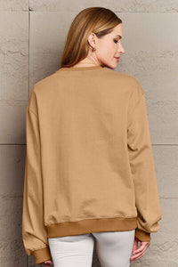 Full Size CIAO！Round Neck Sweatshirt